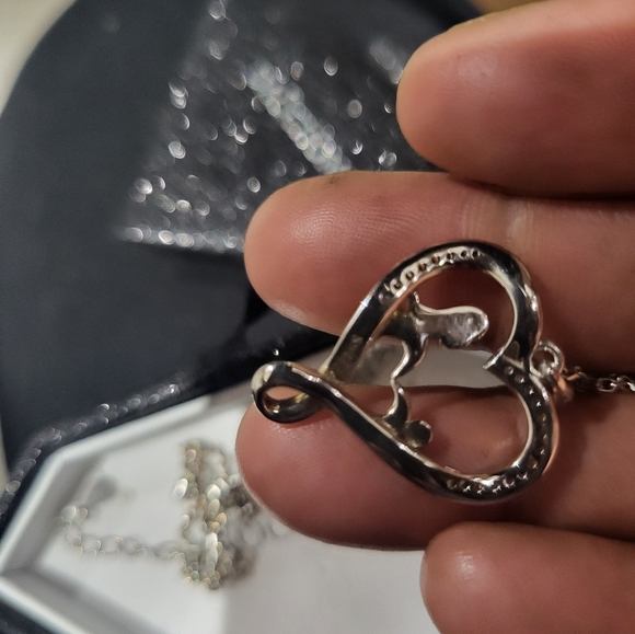 Necklace - Picture 1 of 3